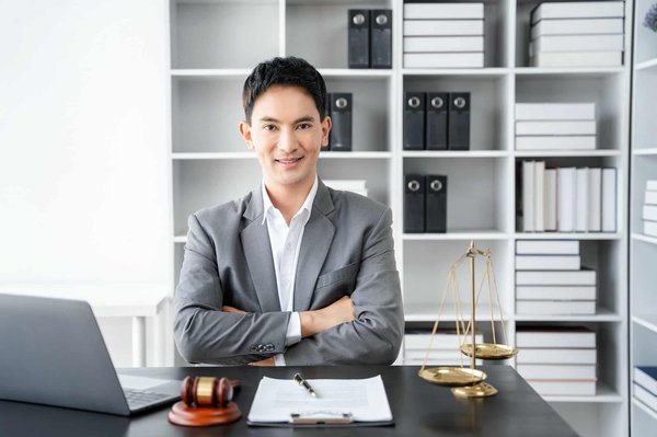 Avocat fiscaliste à paris : demandez les honoraires avant de l'engager